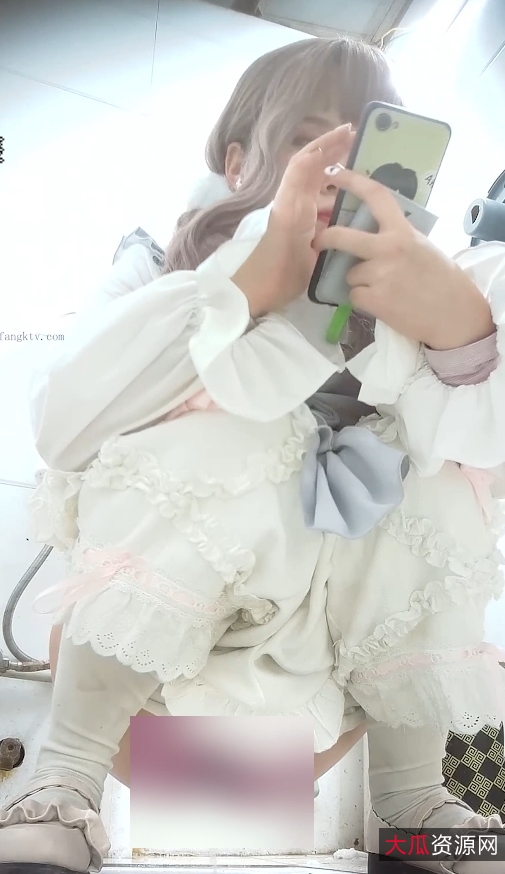 全景视角厕拍特辑第1季10V高跟学妹御姐丝袜特写1.34GB