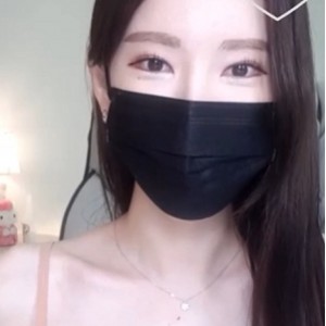 推特点击榜Sys27033热舞51部56.8G短发太顶