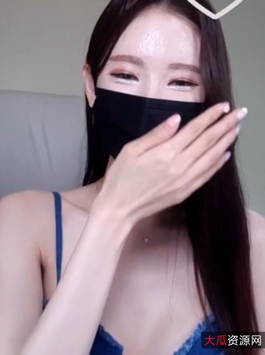 推特点击榜Sys27033热舞51部56.8G短发太顶