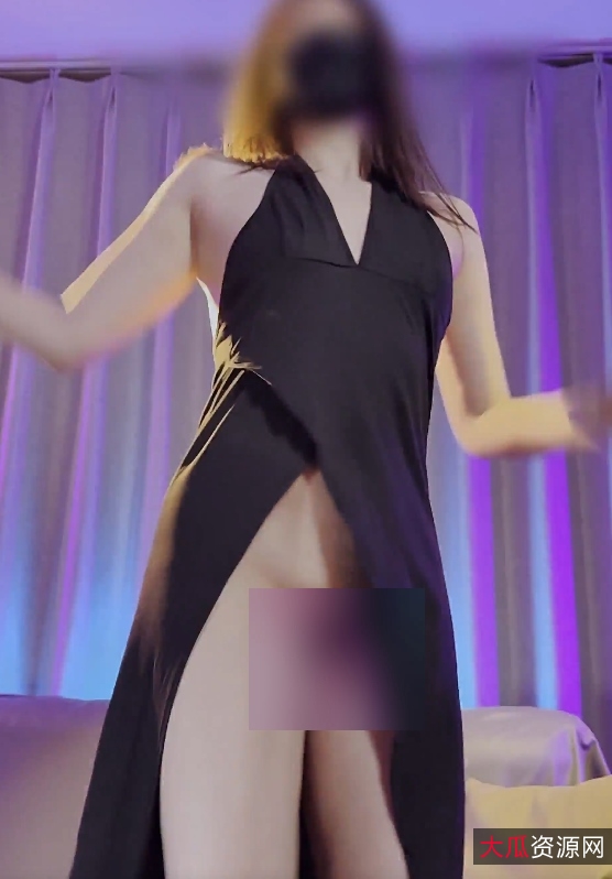 热舞女王咚小姐推特变装7V2.36GB太火辣